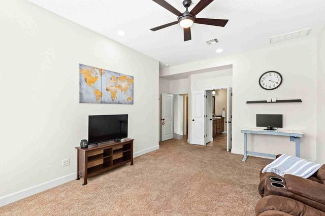 2525 Quick Fort DR, Leander, TX 78641