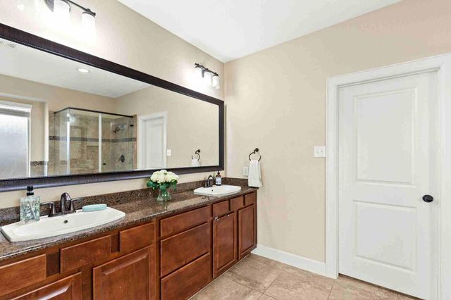 2525 Quick Fort DR, Leander, TX 78641