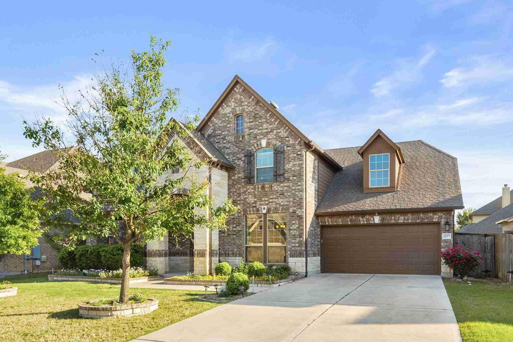 2525 Quick Fort DR, Leander, TX 78641