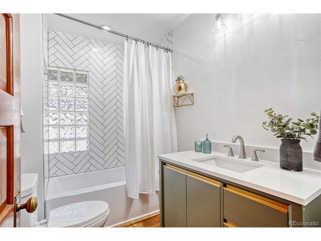 3036 Newton St N, Denver, CO 80211