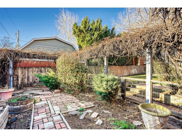 3036 Newton St N, Denver, CO 80211