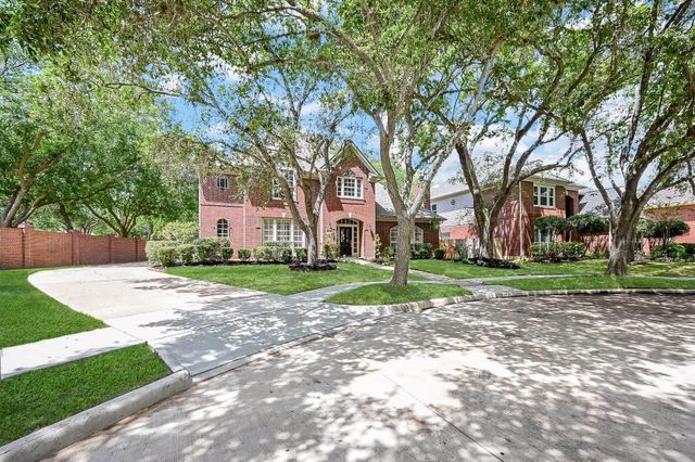 3426 Stoney Mist Drive, Sugar Land, TX 77479