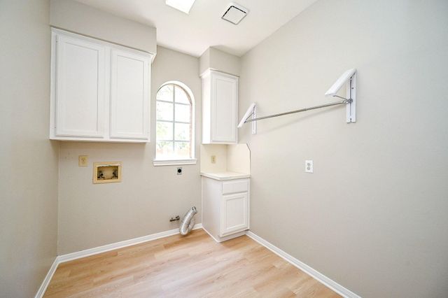 3426 Stoney Mist Drive, Sugar Land, TX 77479