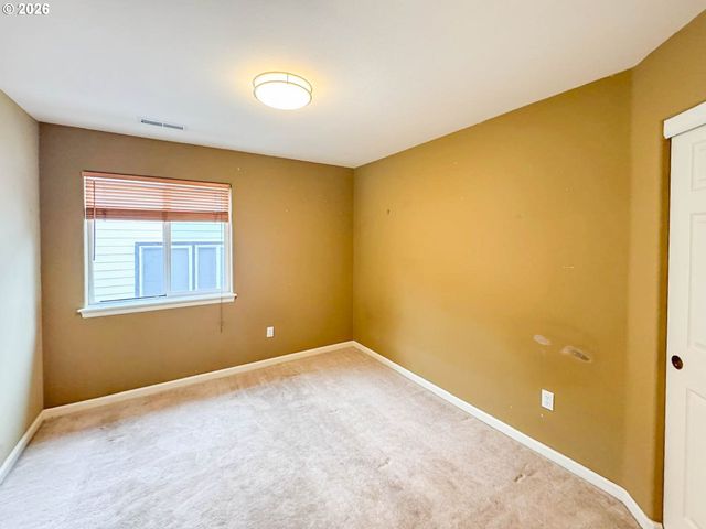 16111 Se BYBEE Ct, Portland, OR 97236