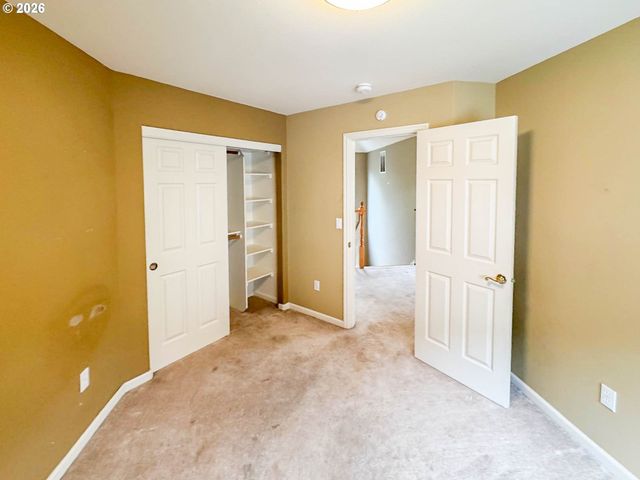 16111 Se BYBEE Ct, Portland, OR 97236