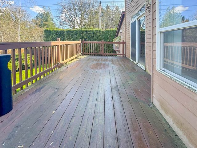 16111 Se BYBEE Ct, Portland, OR 97236