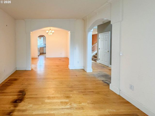 16111 Se BYBEE Ct, Portland, OR 97236