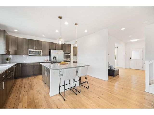 5752 Northern Lights Dr, Fort Collins, CO 80528