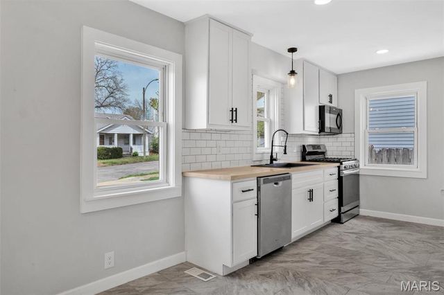 7056 Oleatha Avenue, St Louis, MO 63139