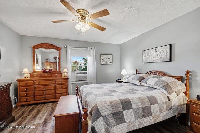 1911 Old Lawrenceburg Rd, Frankfort, KY 40601