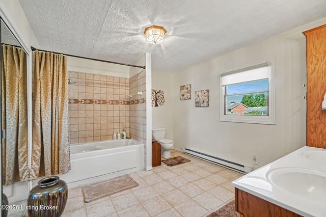 1911 Old Lawrenceburg Rd, Frankfort, KY 40601