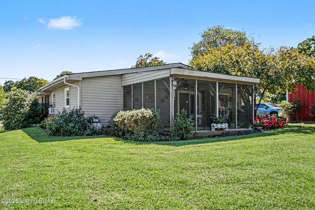 1911 Old Lawrenceburg Rd, Frankfort, KY 40601