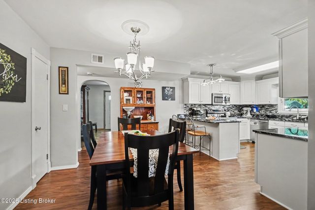 1911 Old Lawrenceburg Rd, Frankfort, KY 40601