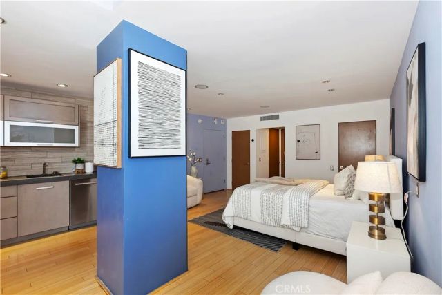 7250 Franklin Avenue 506, Los Angeles, CA 90046