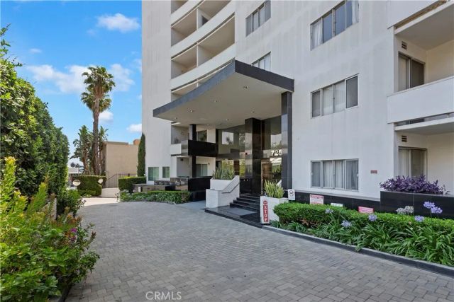 7250 Franklin Avenue 506, Los Angeles, CA 90046