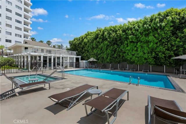 7250 Franklin Avenue 506, Los Angeles, CA 90046