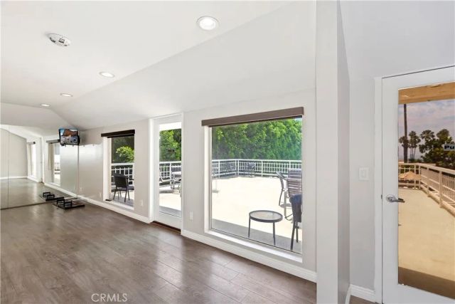 7250 Franklin Avenue 506, Los Angeles, CA 90046