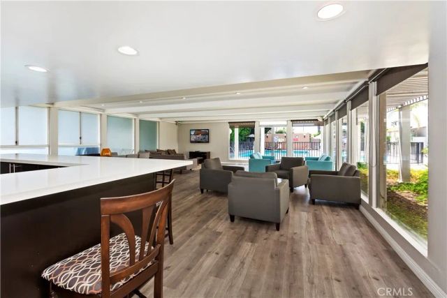 7250 Franklin Avenue 506, Los Angeles, CA 90046