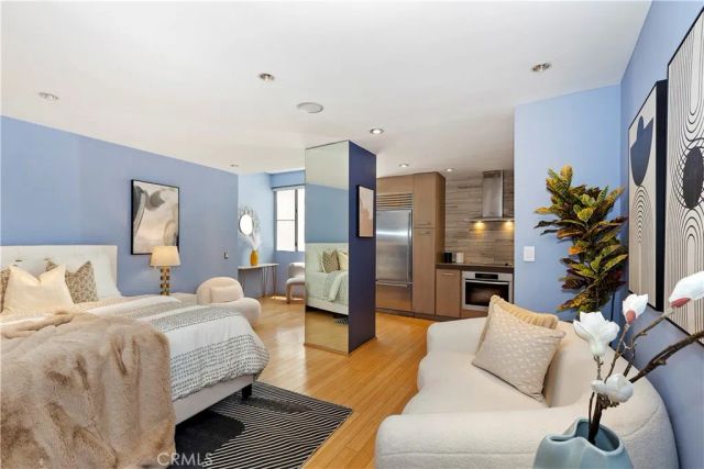 7250 Franklin Avenue 506, Los Angeles, CA 90046