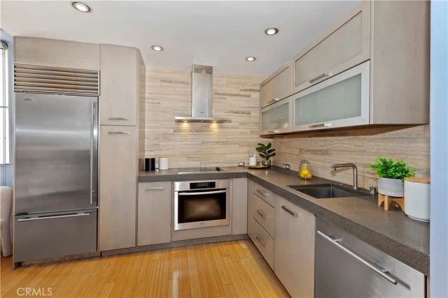 7250 Franklin Avenue 506, Los Angeles, CA 90046