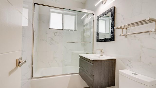 7528 Buccaneer Avenue, North Bay Village, FL 33141