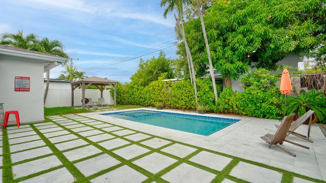 7528 Buccaneer Avenue, North Bay Village, FL 33141