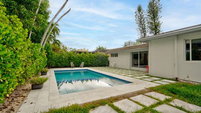 7528 Buccaneer Avenue, North Bay Village, FL 33141