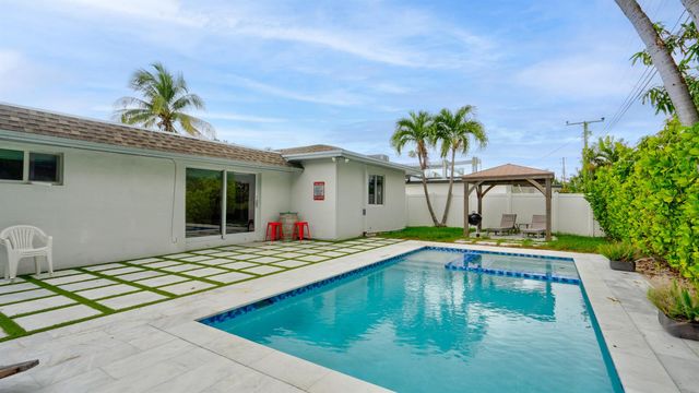 7528 Buccaneer Avenue, North Bay Village, FL 33141