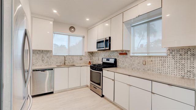 7528 Buccaneer Avenue, North Bay Village, FL 33141