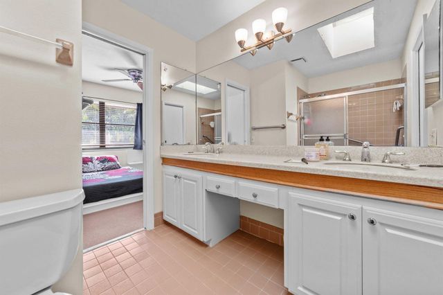 232 SW 28th Avenue, Delray Beach, FL 33445