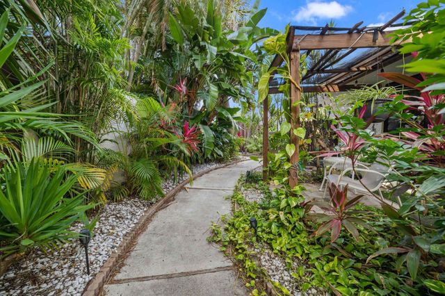 232 SW 28th Avenue, Delray Beach, FL 33445