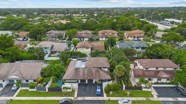 232 SW 28th Avenue, Delray Beach, FL 33445