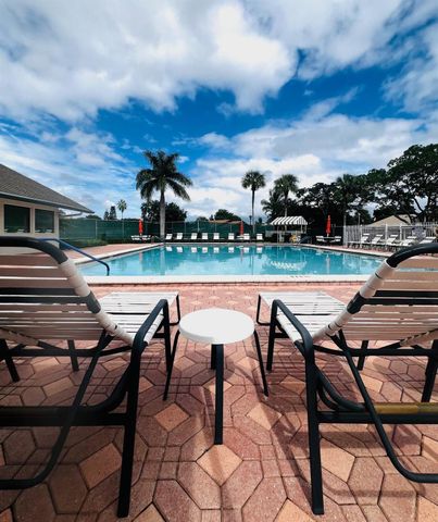 232 SW 28th Avenue, Delray Beach, FL 33445