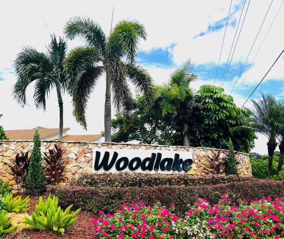 232 SW 28th Avenue, Delray Beach, FL 33445