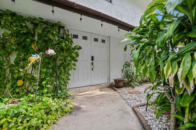 232 SW 28th Avenue, Delray Beach, FL 33445