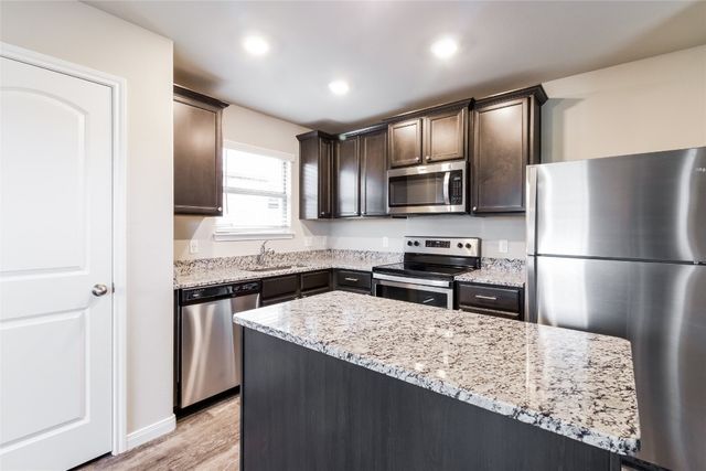 1104 NW 5th Street, Newcastle, OK 73065