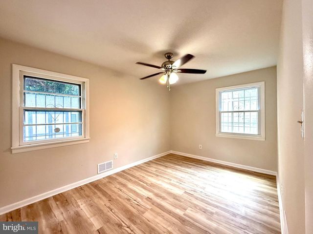 1212 ELFIN AVE, Capitol Heights, MD 20743