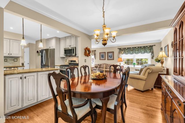 42 Devon Drive, Manalapan, NJ 07726