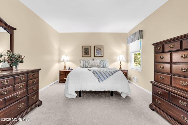 42 Devon Drive, Manalapan, NJ 07726