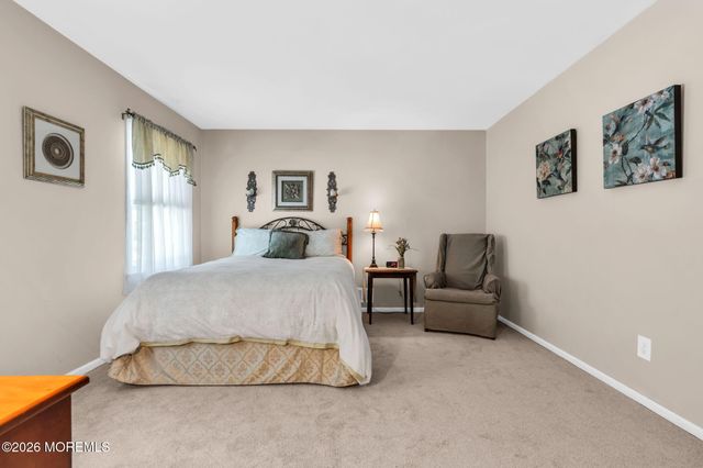 42 Devon Drive, Manalapan, NJ 07726