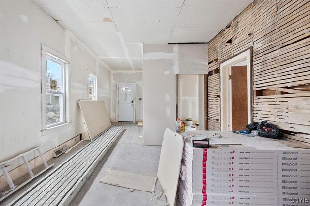 205 Mccool Avenue, Dewitt, NY 13057