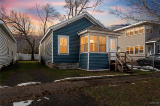 205 Mccool Avenue, Dewitt, NY 13057