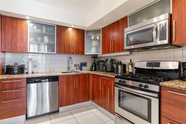2030 S Ocean Drive 307, Hallandale Beach, FL 33009