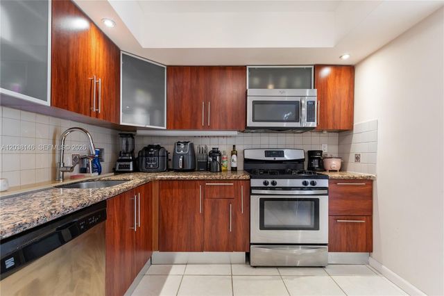2030 S Ocean Drive 307, Hallandale Beach, FL 33009
