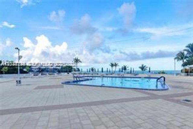 2030 S Ocean Drive 307, Hallandale Beach, FL 33009