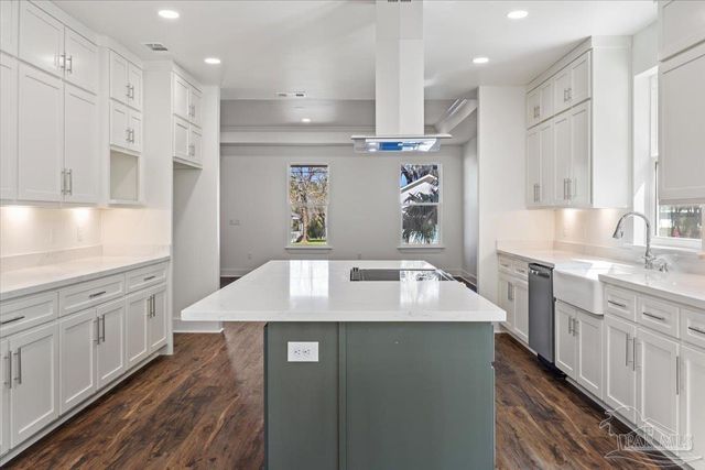 5293 Conecuh St, Milton, FL 32570