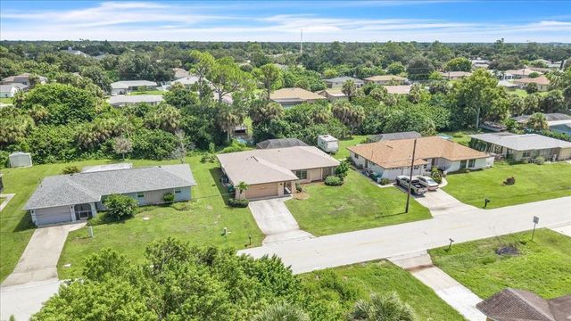 1300 HINTON STREET, Port Charlotte, FL 33952