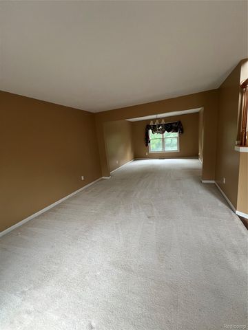 45475 Irvine Drive, Novi, MI 48374