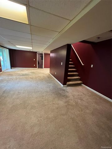 45475 Irvine Drive, Novi, MI 48374