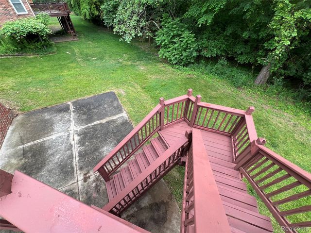 45475 Irvine Drive, Novi, MI 48374